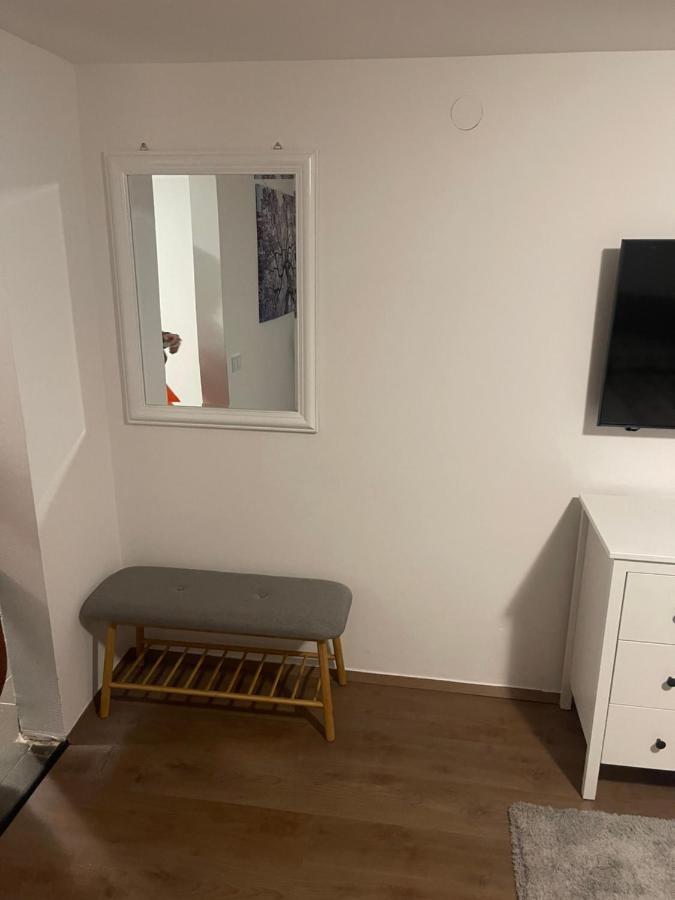 Malibu Apartman Мишкольц Экстерьер фото